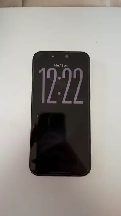 iPhone 15 Pro Max – 256 Go à vendre Prix : 850 $ CAD ✨ iPhone 15 Pro Max avec une grande capacité de...
