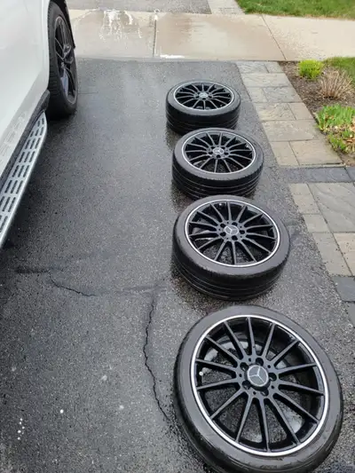 7/10 CONDITION - Regular wear & tear, some curb rash no structural issues or cracks. - Includes 4x E...