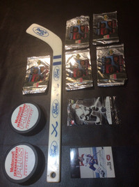 ESSO HOCKEY CARDS PLUS FORD COLLECTIBLES...