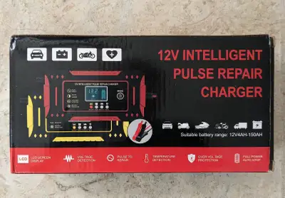 *New* 12v6a battery charger for cars, SUVs, motorcycles Input 110-240Vac Output 14.8V Float charge v...