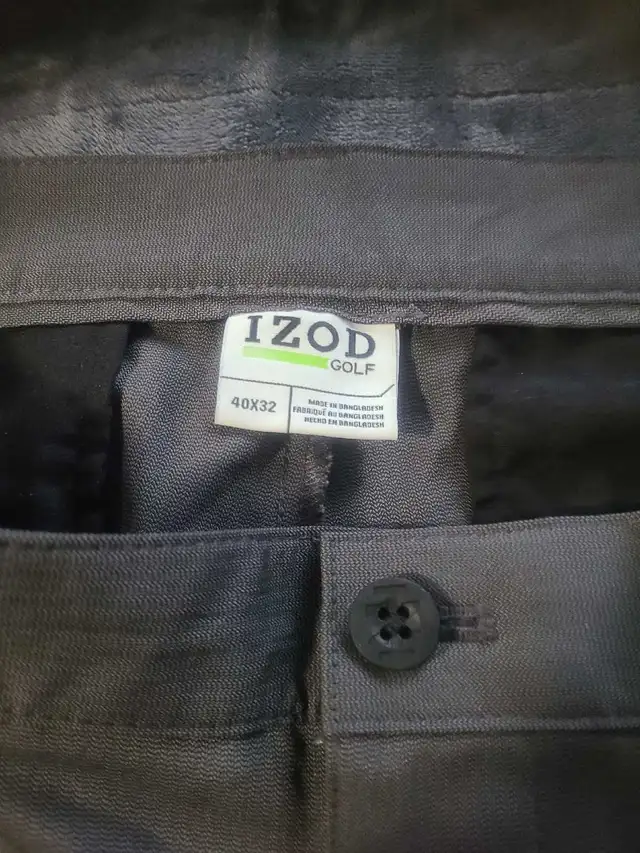 Mens Izod golf pants 40/32 in Golf in Cambridge - Image 5