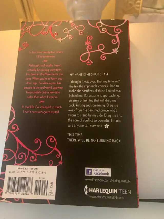 JULIE KAGAWA’S ‘ THE IRON QUEEN ‘ THE IRON FEY SERIES ‘ # 3  in Fiction in Mississauga / Peel Region - Image 4