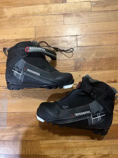 Rossignol cross-country ski boots, View more