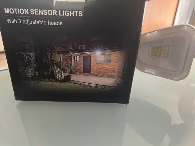 Meikee Motion Sensor Light in Outdoor Lighting in City of Toronto - Image 3