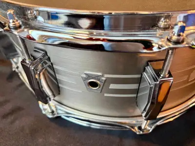 Ludwig Heirloom 5.5’’X14’’ Limited Edition Stainless Steel Snare, View more
