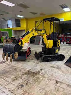 JF12 Mini Excavator External Hydraulic Gas motor Call 306 563 8765 if interested