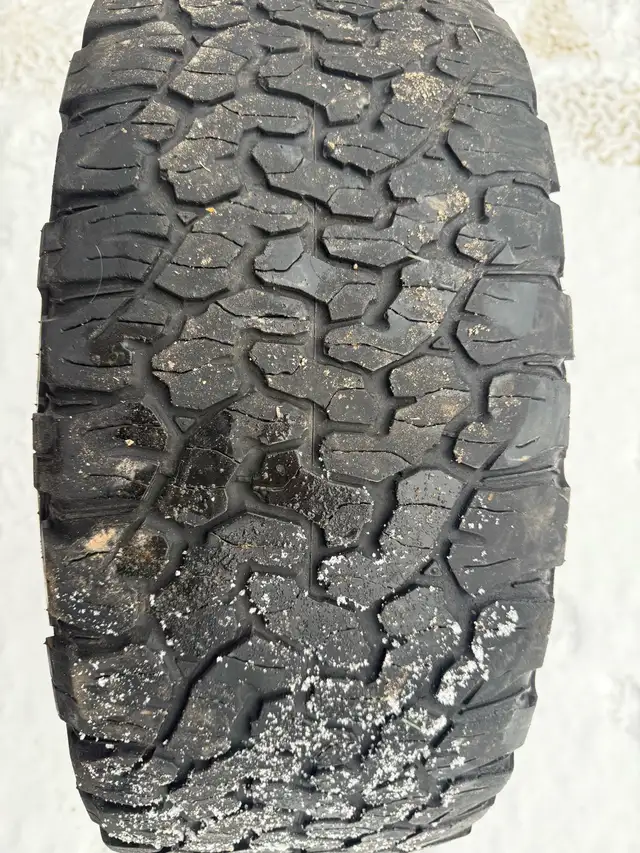 tires BF Goodrich All-Terrain T/A KO2 Size 275/55/R20 in Tires & Rims in Peterborough - Image 4