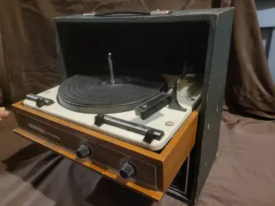 Needs belt....portable turntable Seabreeze, View more