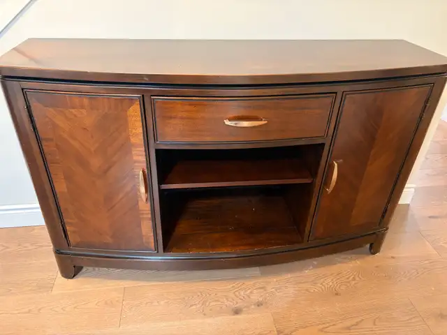 Sideboard Cabinet in TV Tables & Entertainment Units in Mississauga / Peel Region - Image 2