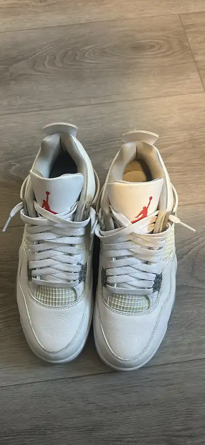 Jordan 4 Retro (White Oreo), View more