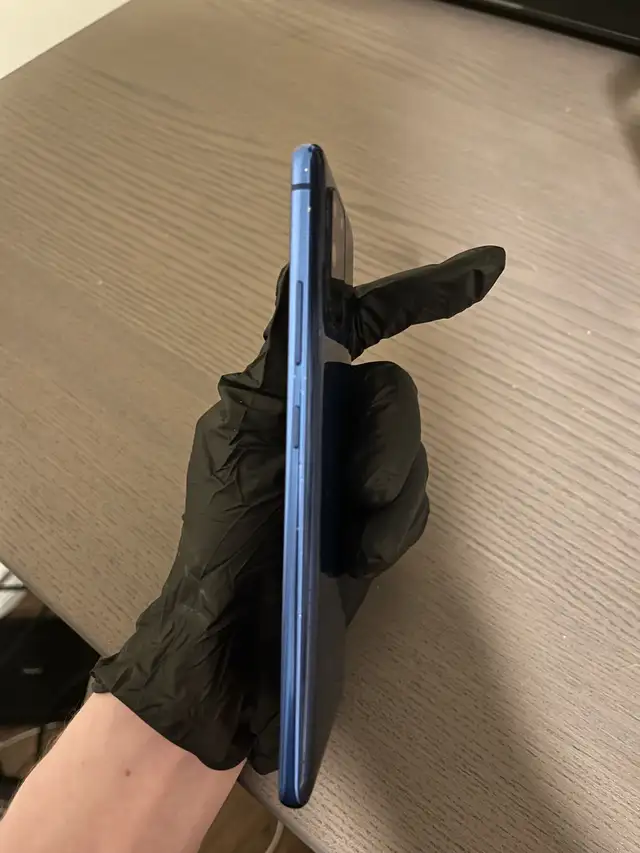 Samsung Galaxy S10 lite - 128GB - Prism Blue - Unlocked in Cell Phones in Delta/Surrey/Langley - Image 6