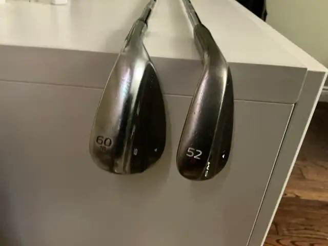 Titleist Vokey SM6 52* Wedge in Golf in Oakville / Halton Region - Image 6