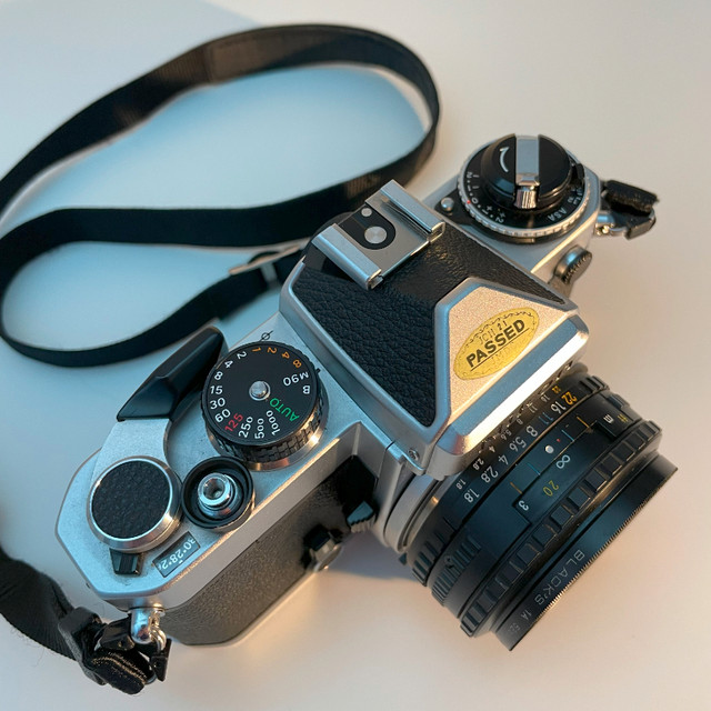 Nikon FE film photography bundle (ready for use) in Cameras & Camcorders in Oakville / Halton Region - Image 3