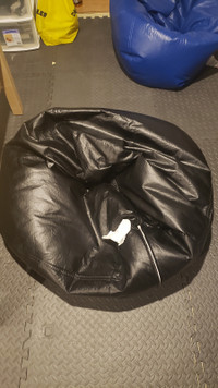 Black bean bag chair 