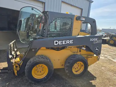 1 owner machine 2,445 hours Enclosed Cab Air Conditioning Heater Air Seat Quick-tatch High flow hydr...