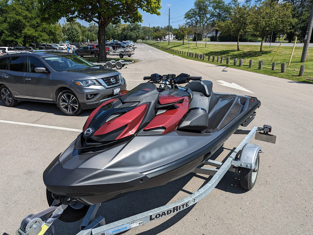 2022 Sea-Doo RXP-X 300 - 85mph / 137 kph in Personal Watercraft in Mississauga / Peel Region - Image 3
