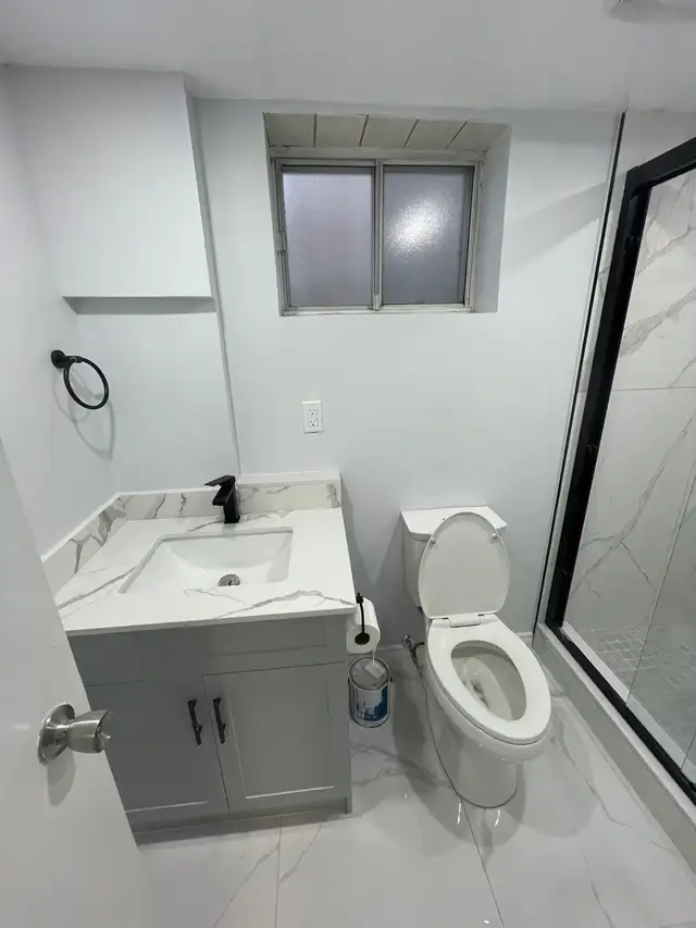 One Walkout Basement Apartment for Rent in Long Term Rentals in City of Toronto - Image 6