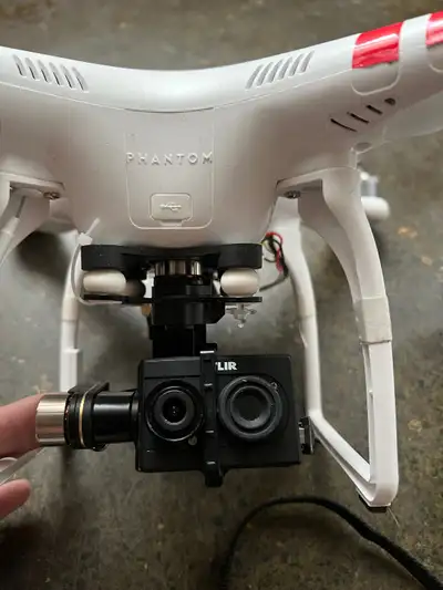 Selling our DJI Phantom 2 with new battery and some accessories (7" screen with the battery etc) and...