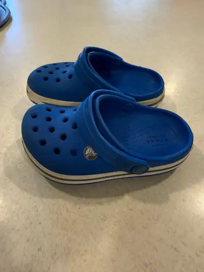 Toddler Blue Crocs Sandals Size 7 Used condition $15