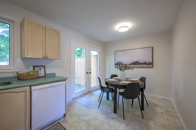 3 Bedroom Townhouse for Rent – North London (Wonderland & Sarnia in Long Term Rentals in London - Image 5
