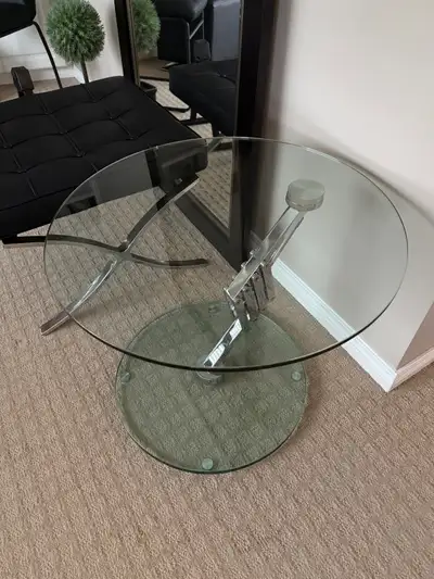END TABLES GLASS UNIQUE, View more