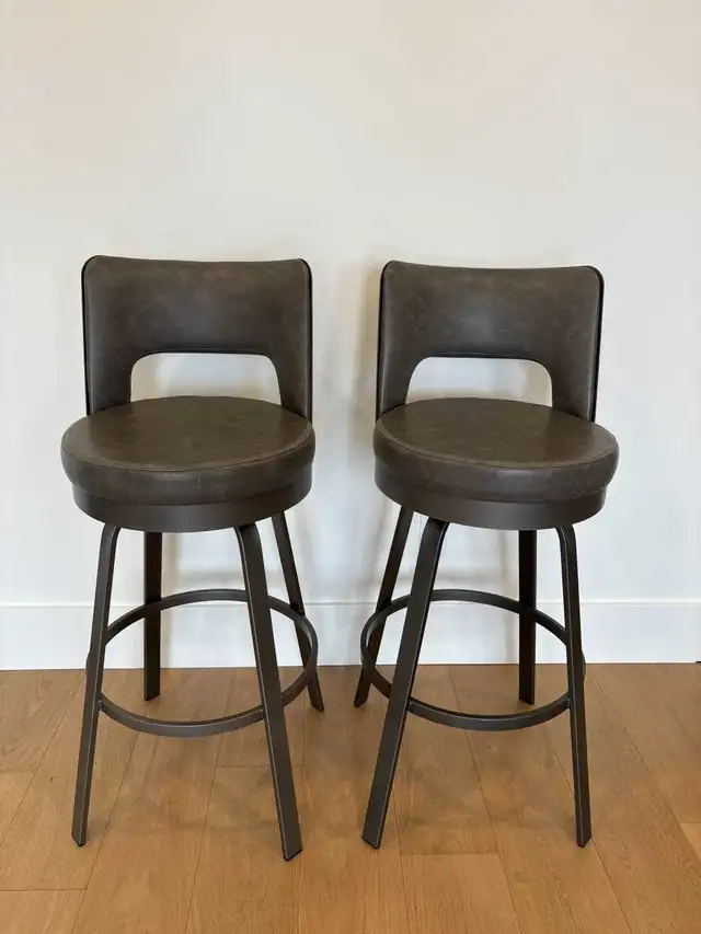 Grey Leather Bar Stools x 2  in Chairs & Recliners in Markham / York Region - Image 2