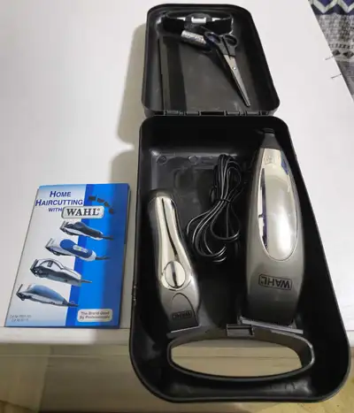 Get ready for a fresh trim with this Wahl Home Haircutting Kit! This kit comes with clippers, a deta...