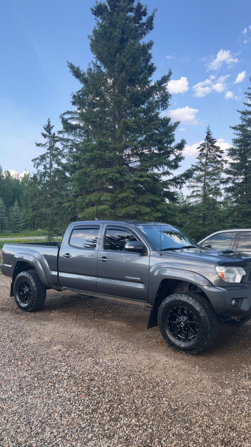 2014 Toyota Cars & Trucks Fort McMurray Kijiji