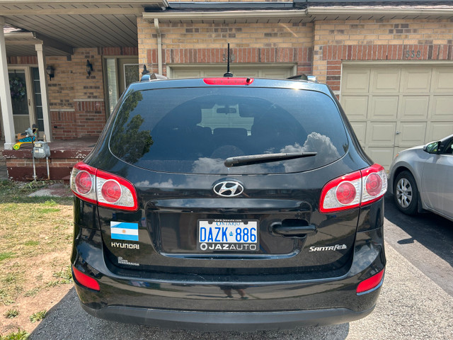 2010 Hyundai Santa Fe GL  in Cars & Trucks in Oakville / Halton Region - Image 2