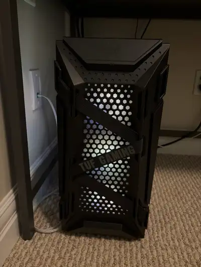 Gaming/Workstation PC for Sale – Ryzen 5 5600G / GTX 970 / Windows 11 Pro Selling a complete gaming/...