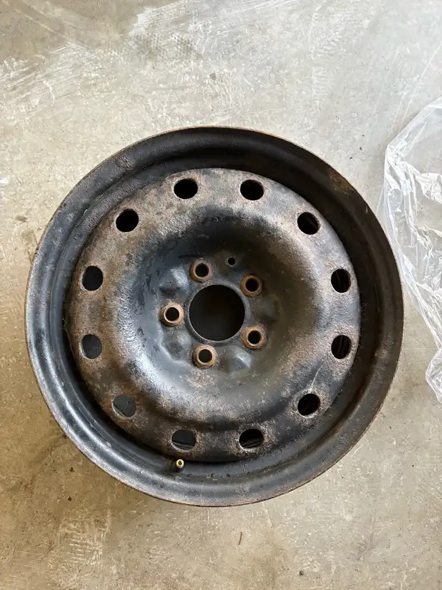 16” winter rims in Tires & Rims in City of Halifax - Image 2