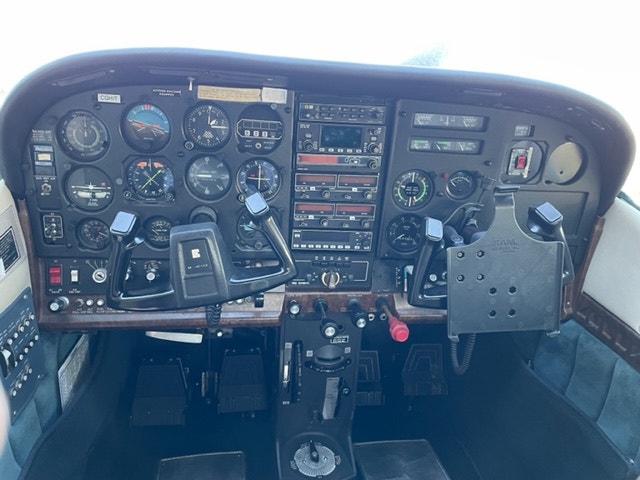 1980 Cessna R182RG, photo 3