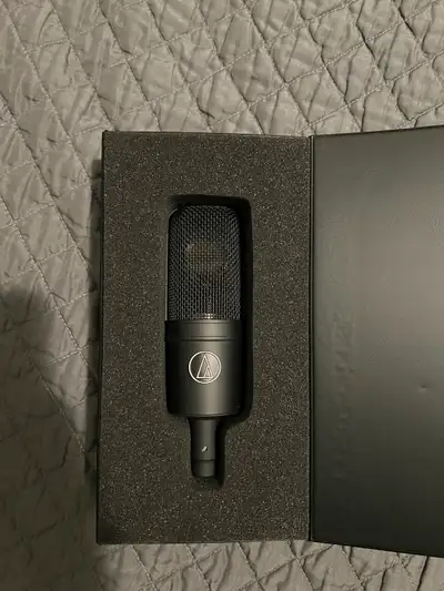 Selling this Audio Technica microphone. The box is opened but the mic is completely brand new, I’ve...