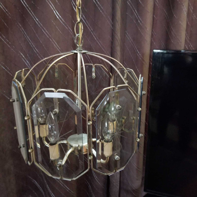 Vintage Brass Chandelier  in Indoor Lighting & Fans in City of Toronto