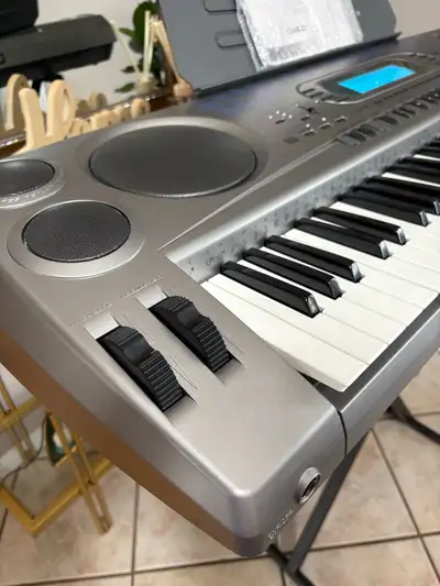 Selling a Casio WK-1630 76-key workstation keyboard in absolute brand-new condition. It has been met...