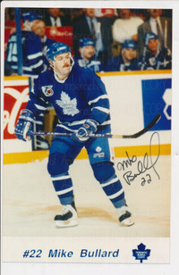 Mike Bullard #22 Toronto Maple Leafs-4" x 6" Colour Photo Signed