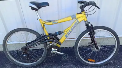 VINTAGE RALEIGH "CHILL" HARDTAIL MOUNTAIN BIKE, View more