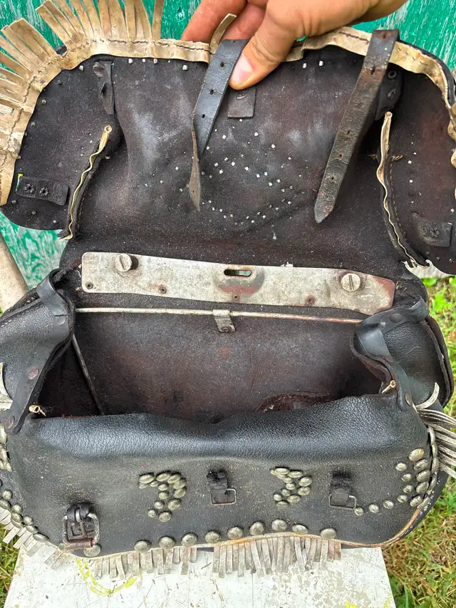 Buco saddlebags  for Panhead / Knucklehead rigid frames in Motorcycle Parts & Accessories in Longueuil / South Shore - Image 7