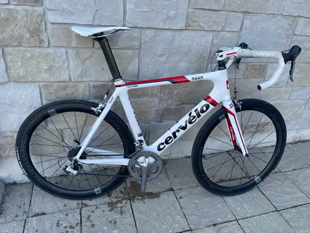 58cm Cervelo S2 Road Bike in Road in Barrie - Image 4