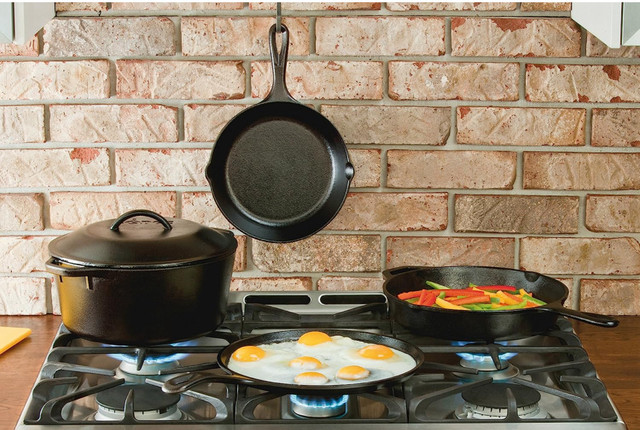 Lodge L5HS3 Logic Cast Iron Cookware Set, 5-Piece (Black) BNIB! in Kitchen & Dining Wares in City of Toronto - Image 2