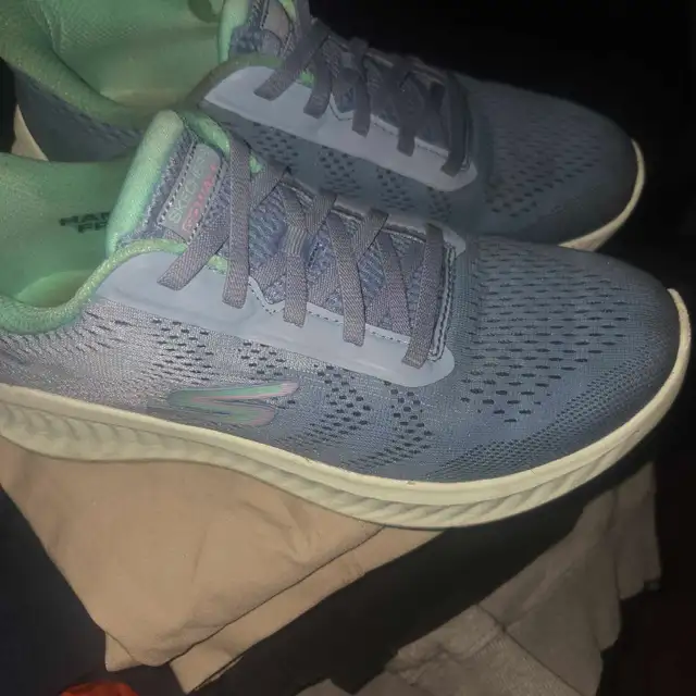 Skechers Go-Walk in Women's - Shoes in Banff / Canmore - Image 2