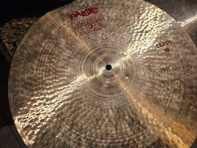 Paiste 2002 Crash Cymbal 19" in Drums & Percussion in Markham / York Region