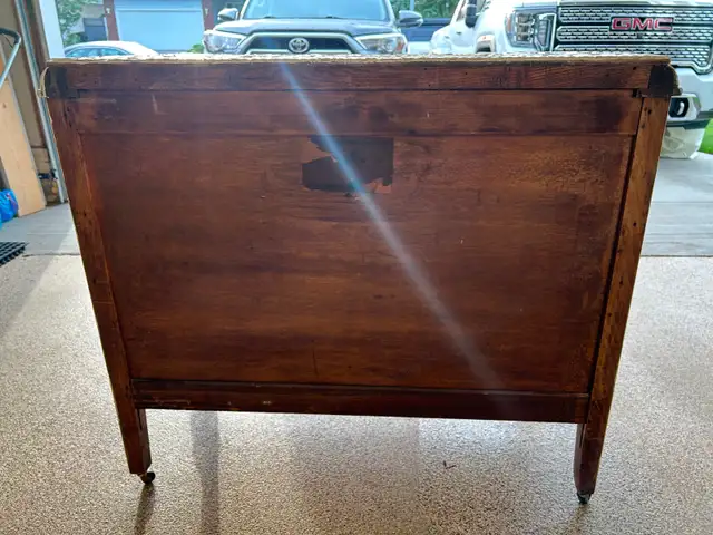 Antique White Claw Dresser with Mirror in Dressers & Wardrobes in Edmonton - Image 4