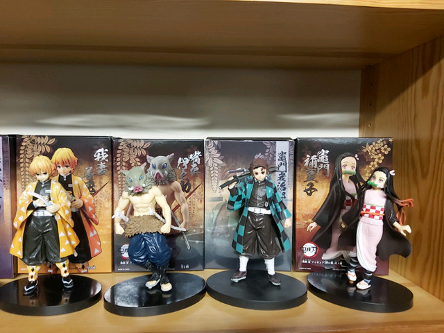 Demon Slayer perfect condition figures with boxes in Toys & Games in Markham / York Region - Image 3