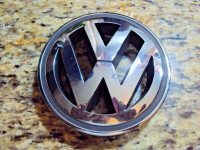 VW Jetta , Golf , Passat , Front Grill Emblem Badge