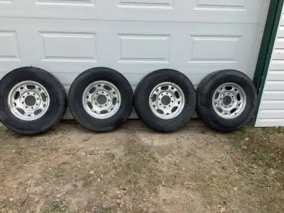 These rims and tires were on my 2004 GMC 2500. The truck was stolen so I no longer need these summer...