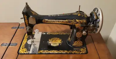 Machine à coudre Singer, View more