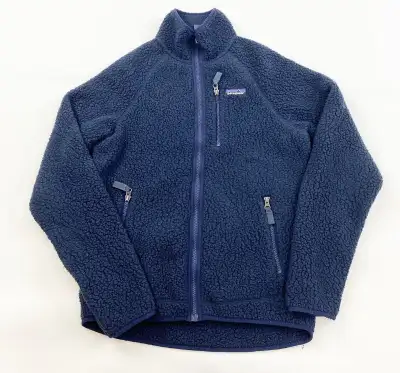 Patagonia Retro Pile Fleece Sherpa Jacket Sweater in Navy Blue Pre-owned, Still good condition Mens...