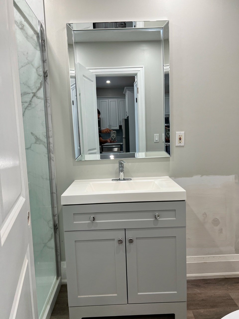 Modern 2 Bedroom Apt Downtown Orillia with Insuite Laundry 3