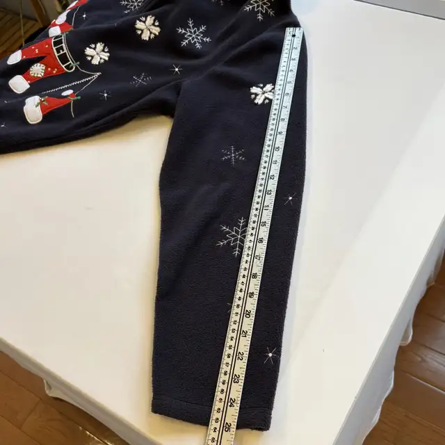 Denver Hayes Ugly Christmas Sweater Fleece Cardigan Size XL in Women's - Tops & Outerwear in Winnipeg - Image 11